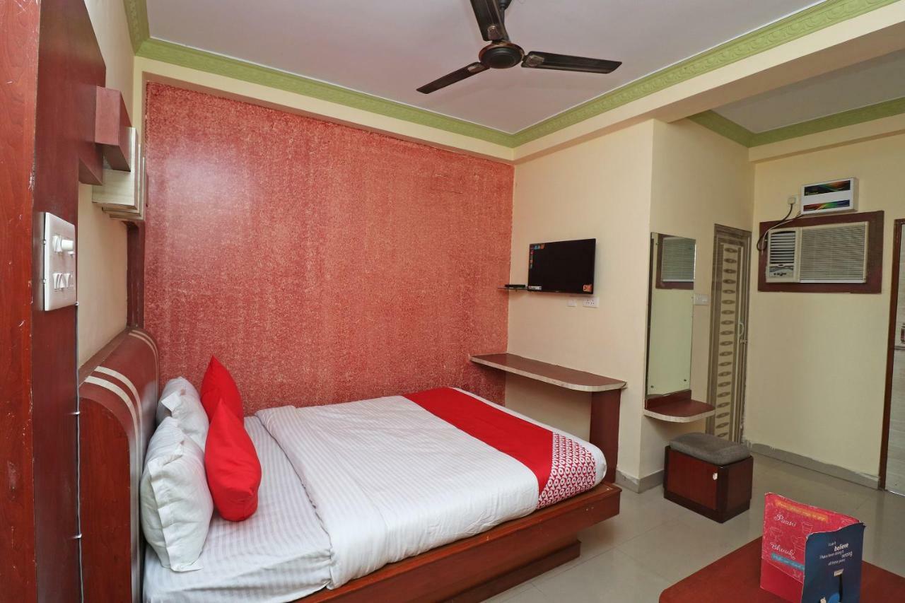 Oyo 35736 Shree Jagannath Lodge Puri Exterior photo